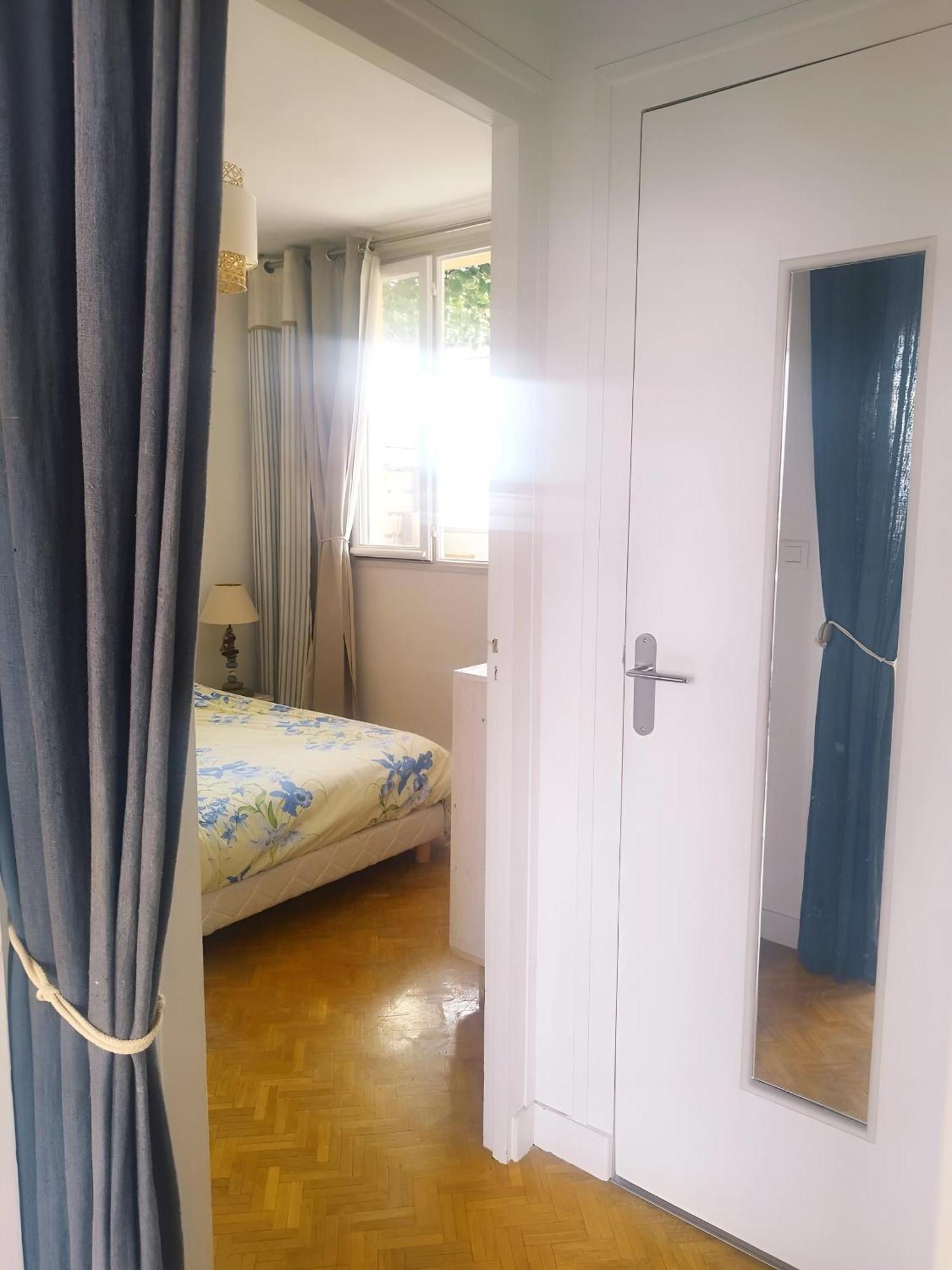 Charmant Appartement Lumineux - Dernier Etage Avec Balcon - Proche Centre-Ville Нант Экстерьер фото